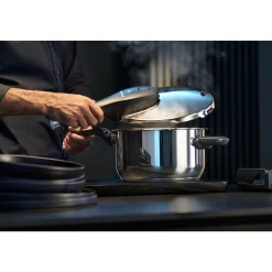 WMF Schnellkochtöpfe|Induktionstöpfe|Perfect Premium One Pot Schnellkochtopf, 22 cm, 8,5 Liter